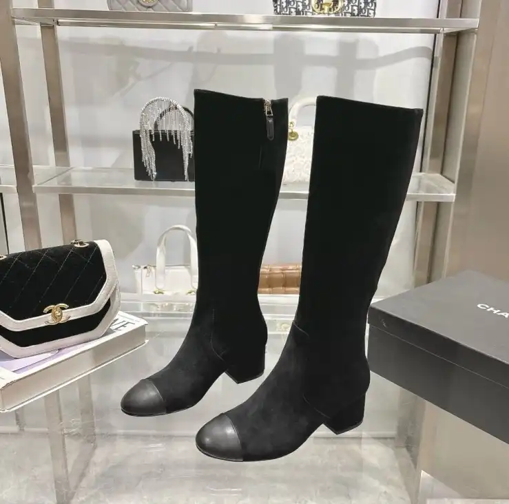 hype Chanel Boots