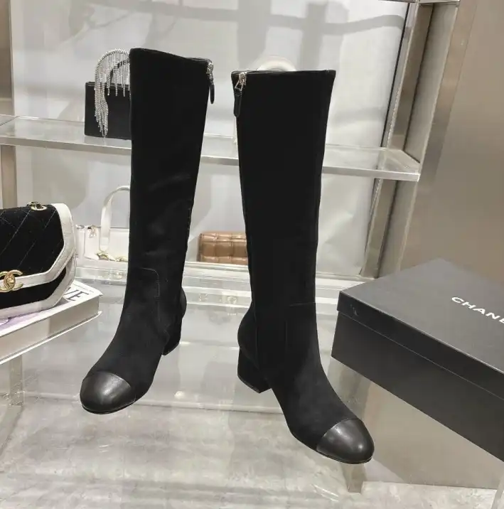 hype Chanel Boots