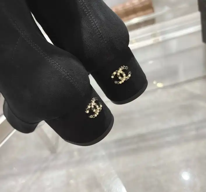 hype Chanel Boots