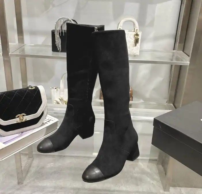 hype Chanel Boots