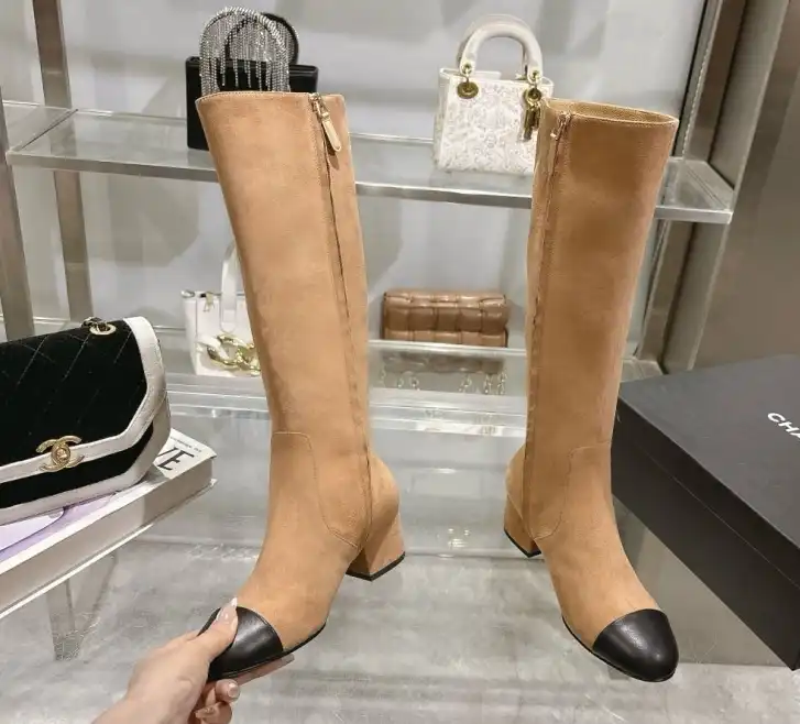 hype Chanel Boots