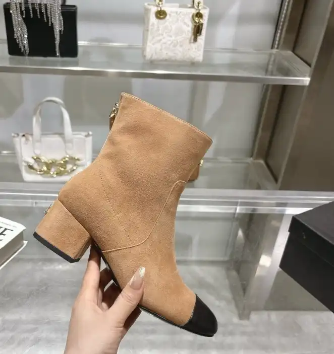 hype Chanel Boots