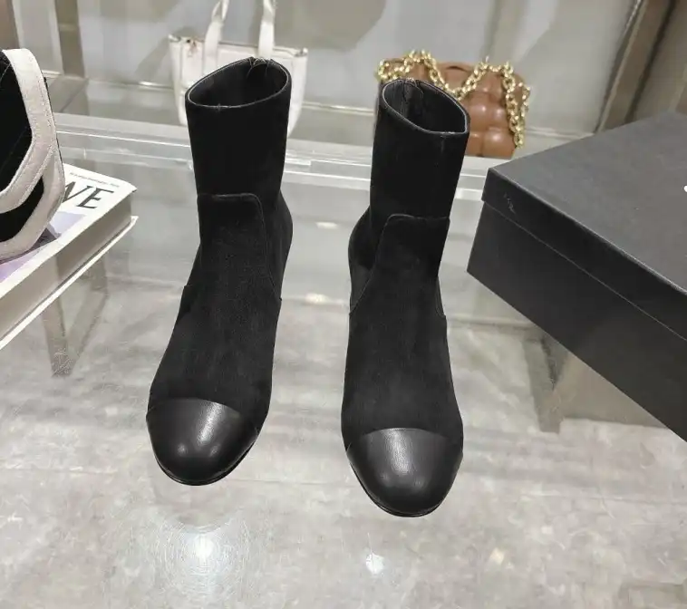 hype Chanel Boots