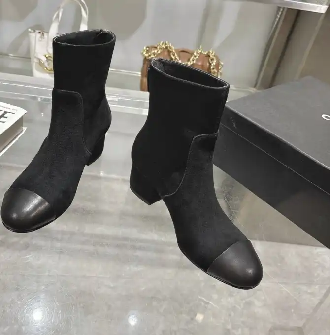 hype Chanel Boots