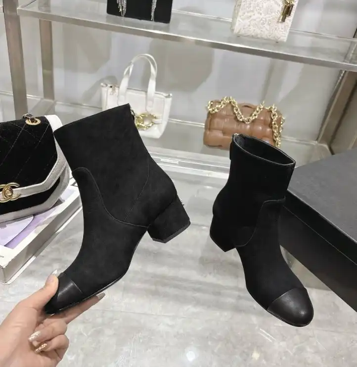 hype Chanel Boots