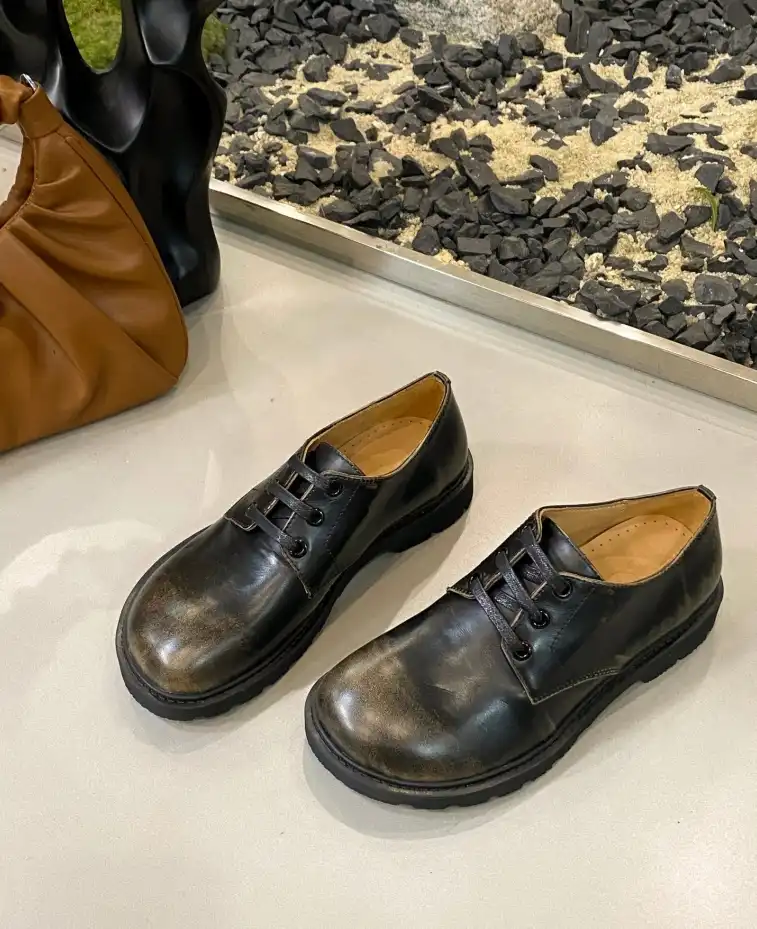 hype Loewe Leather Shoes