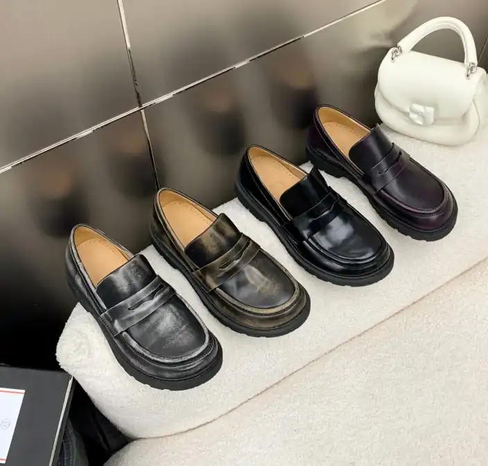 hype Loewe Leather Shoes