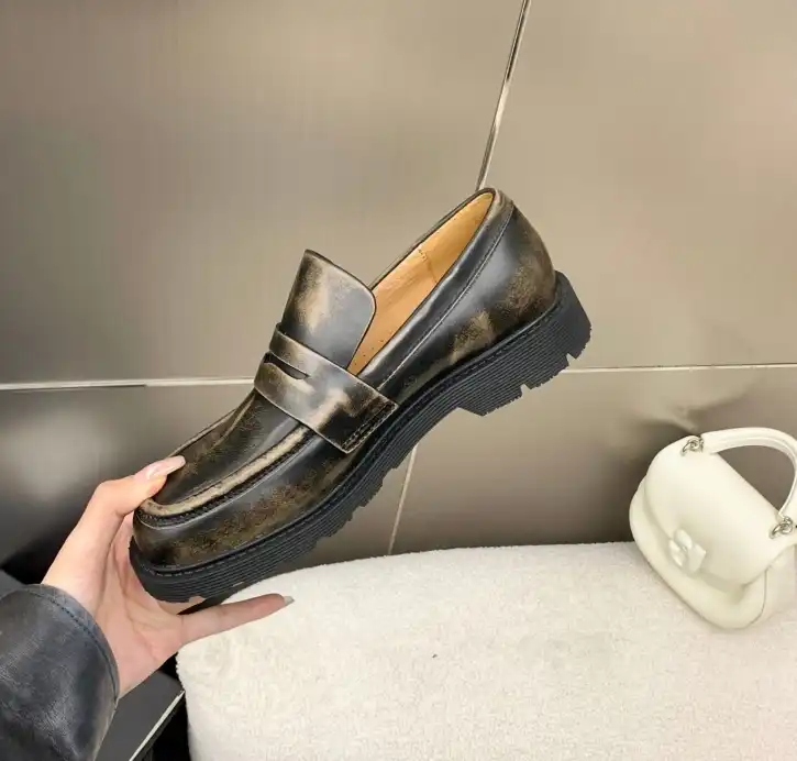 hype Loewe Leather Shoes