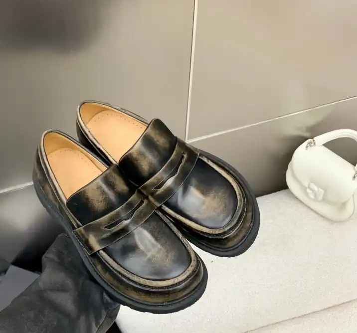 hype Loewe Leather Shoes