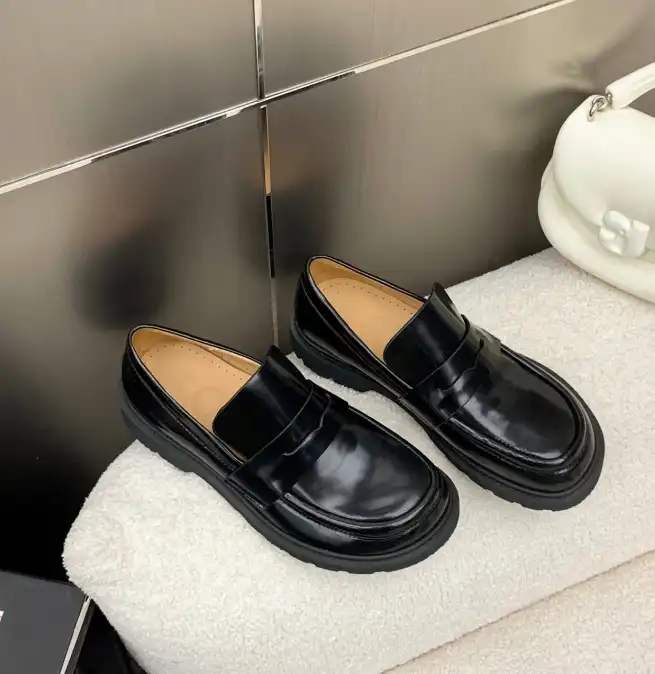 hype Loewe Leather Shoes