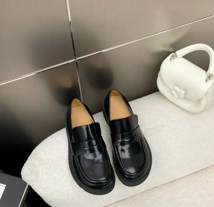 hype Loewe Leather Shoes