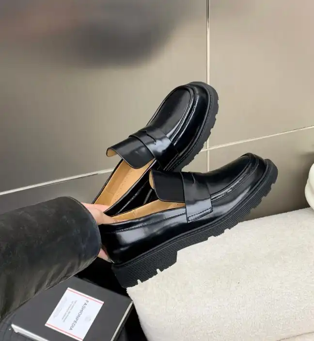 hype Loewe Leather Shoes