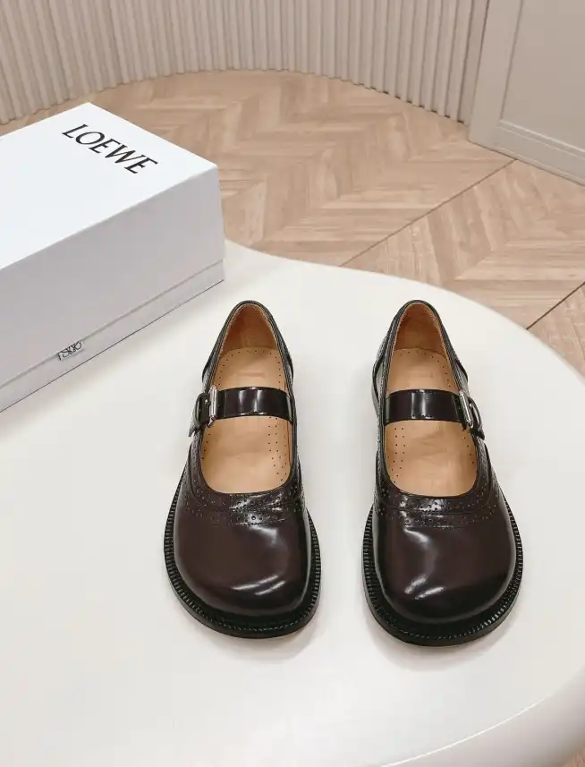 hype Loewe Leather Shoes