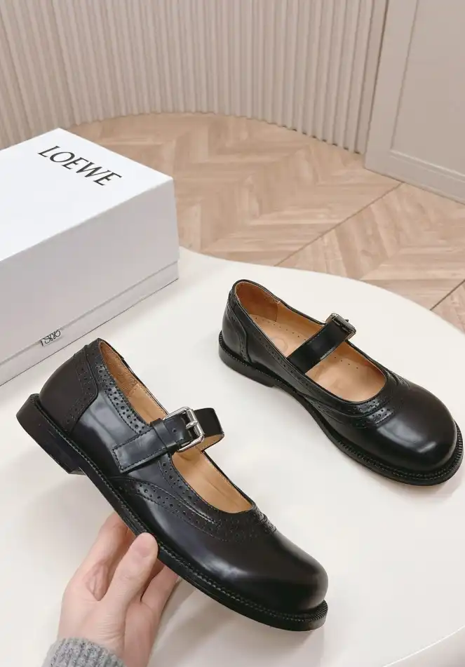 hype Loewe Leather Shoes