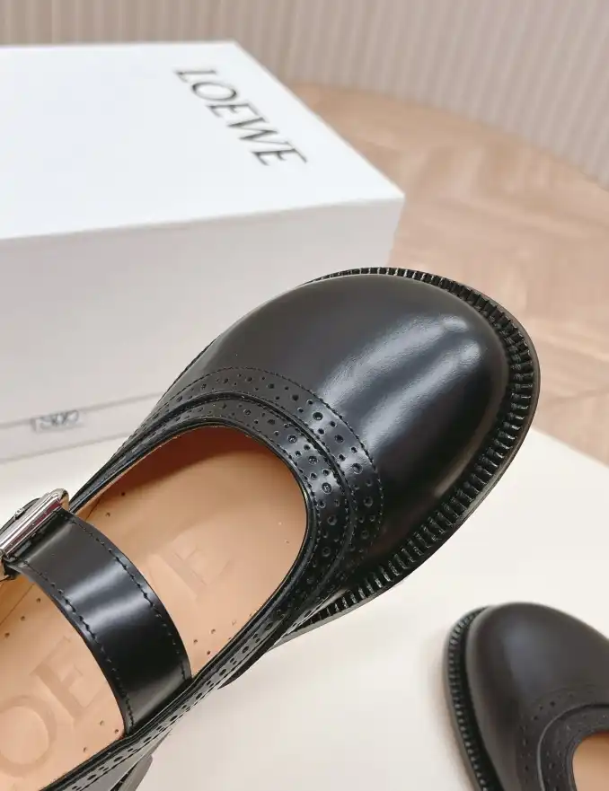 hype Loewe Leather Shoes