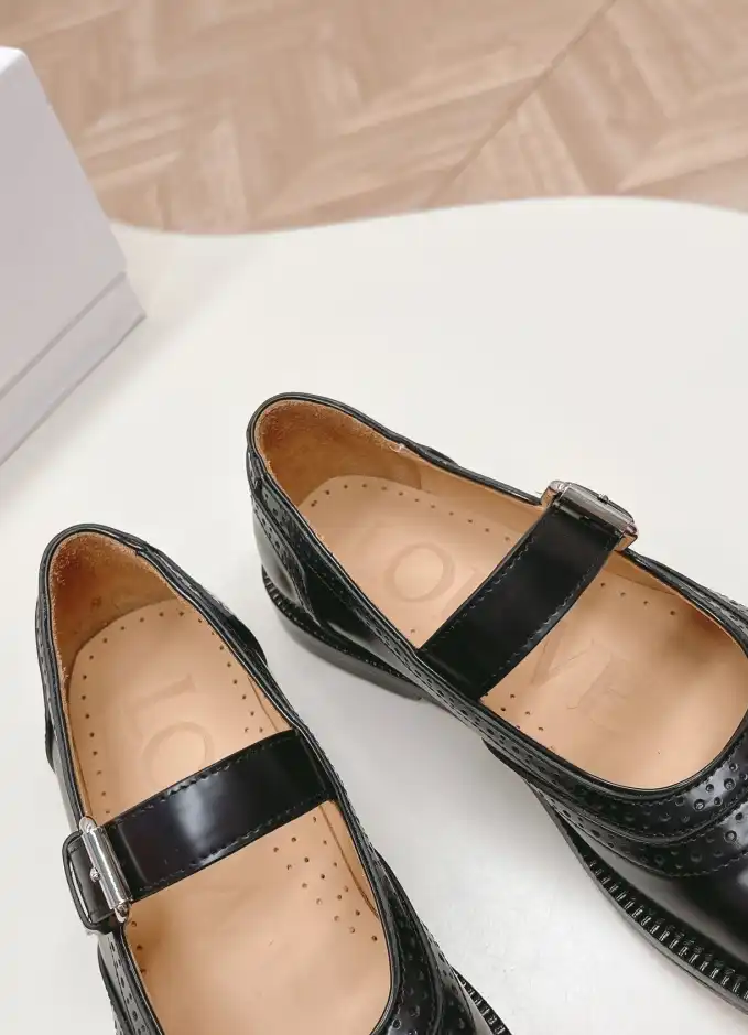 hype Loewe Leather Shoes