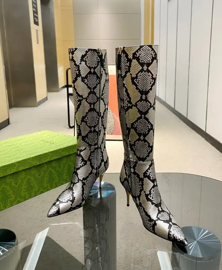 hype Gucci Boots