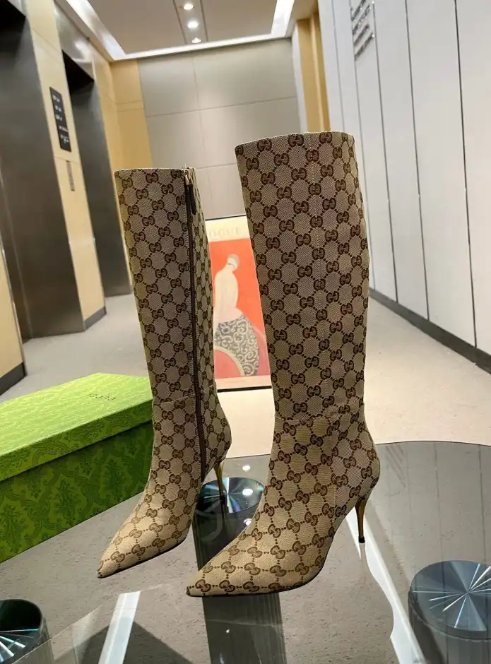 hype Gucci Boots