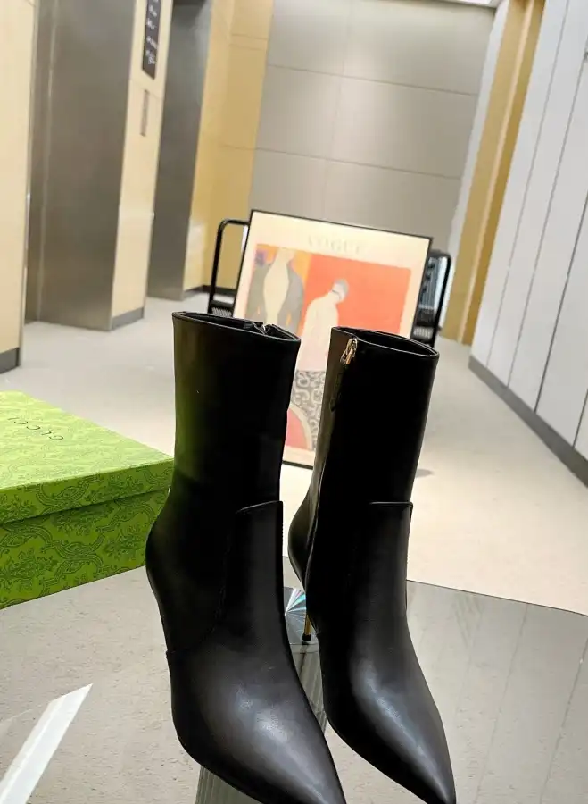 hype Gucci Boots