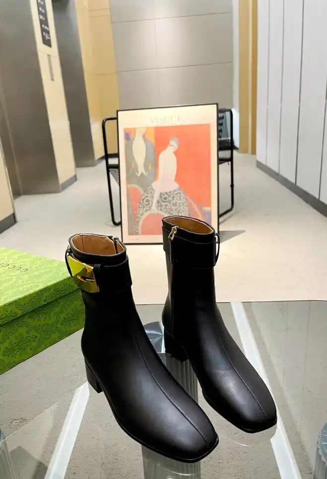 hype Gucci Boots