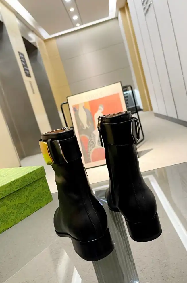 hype Gucci Boots