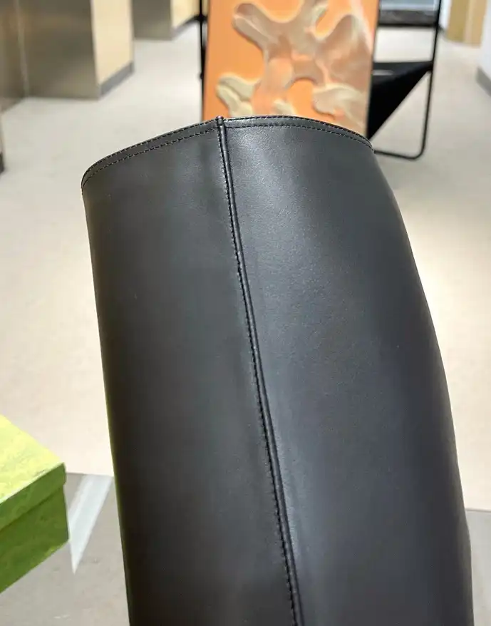 hype Gucci Boots