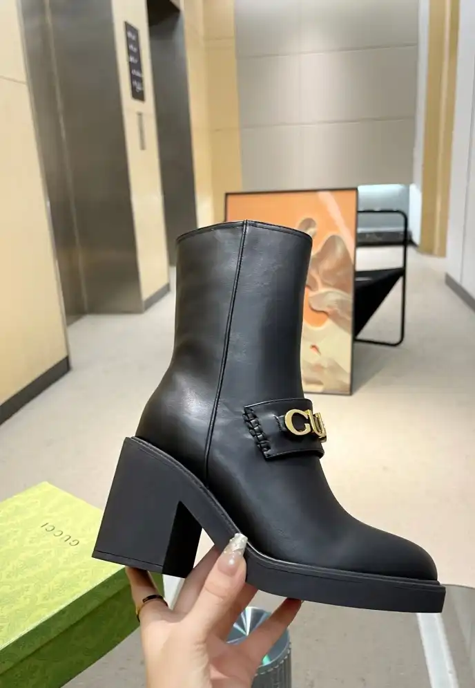 hype Gucci Boots