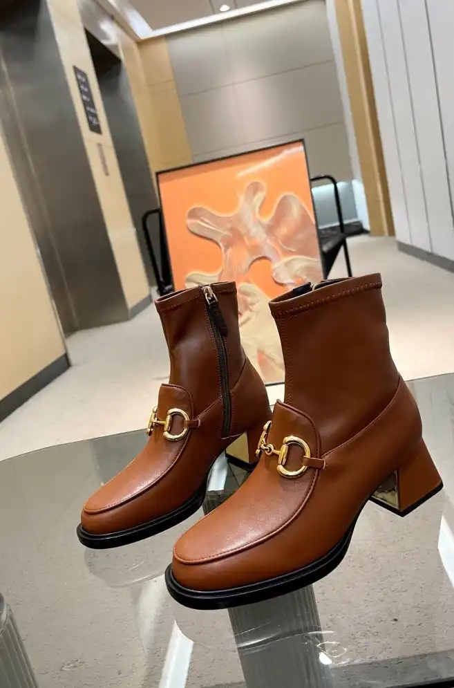 hype Gucci Boots