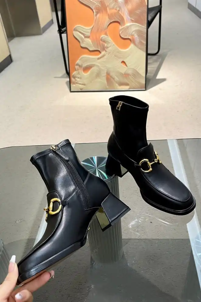 hype Gucci Boots