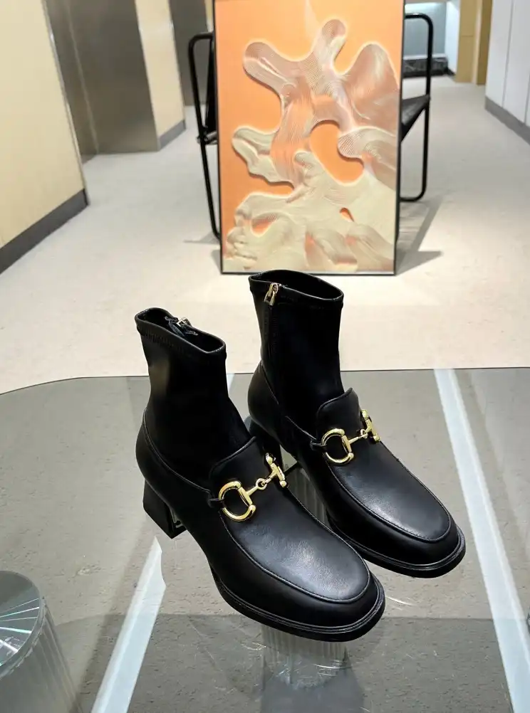 hype Gucci Boots