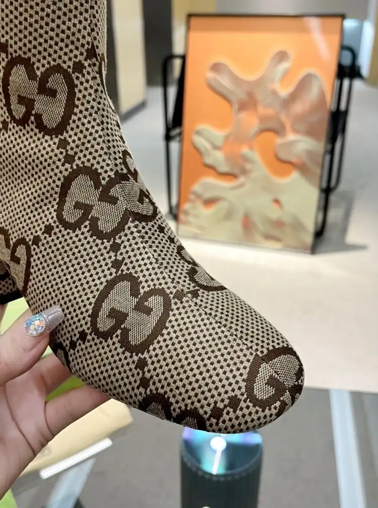 hype Gucci Boots