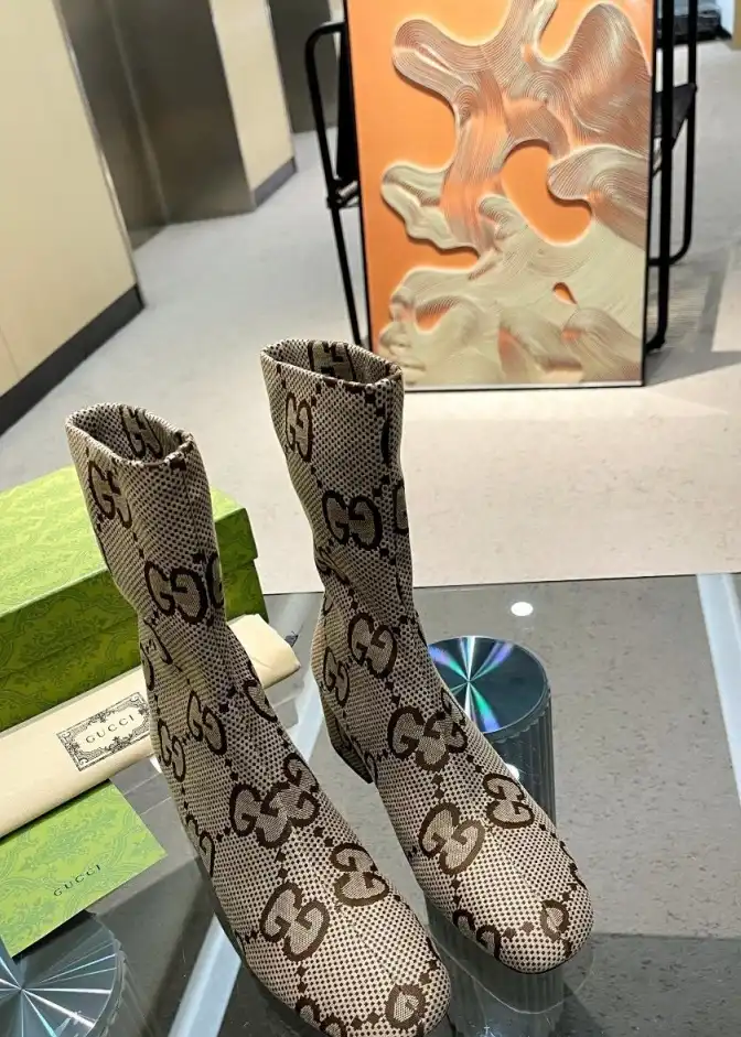 hype Gucci Boots