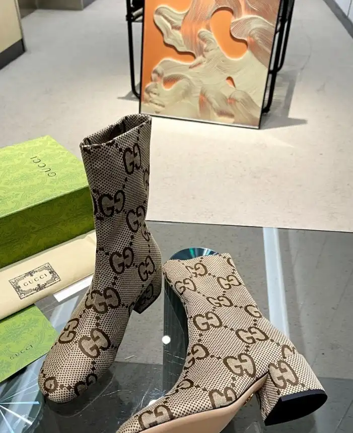 hype Gucci Boots