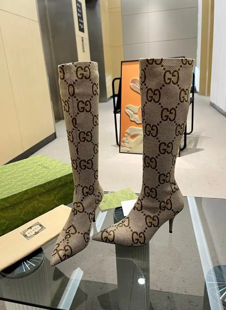 hype Gucci Boots