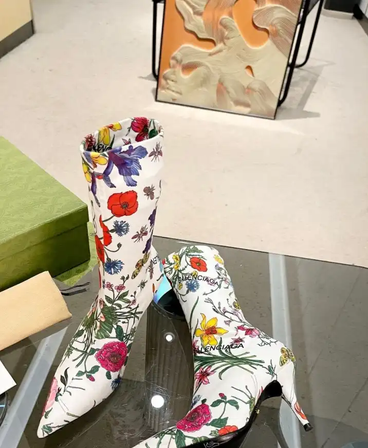 hype Gucci Boots