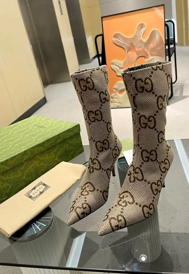 hype Gucci Boots