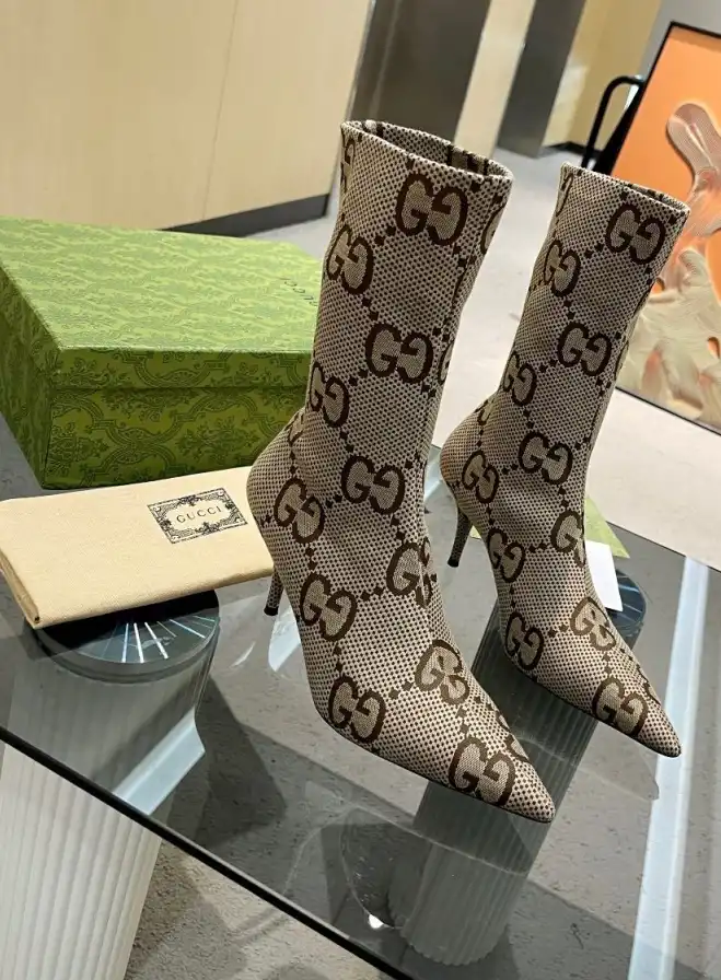 hype Gucci Boots