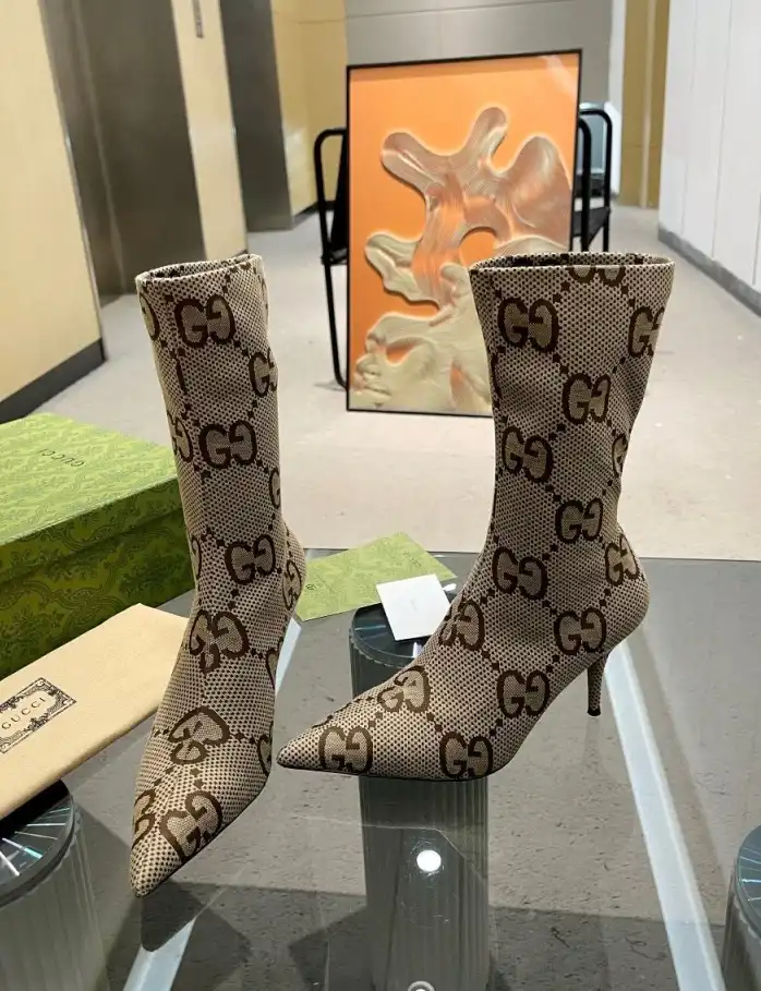 hype Gucci Boots