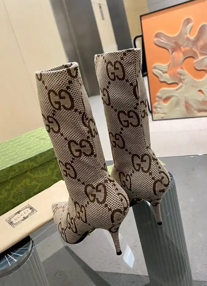 hype Gucci Boots