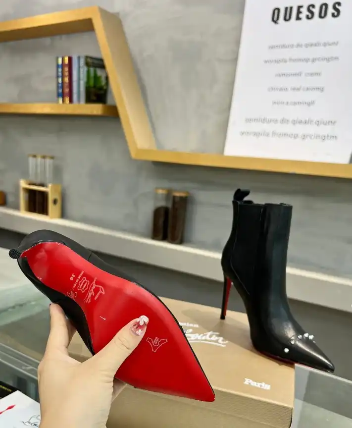 hype Christian Louboutin Boots