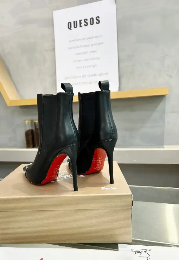 hype Christian Louboutin Boots