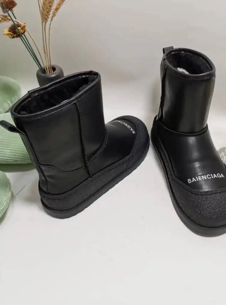 hype Balenciaga Boots