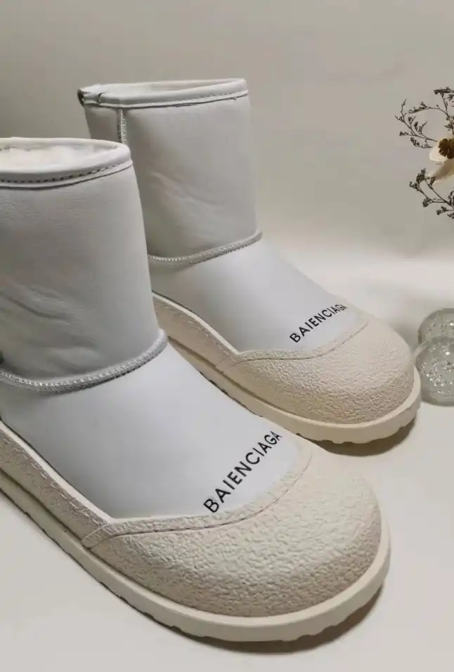 hype Balenciaga Boots