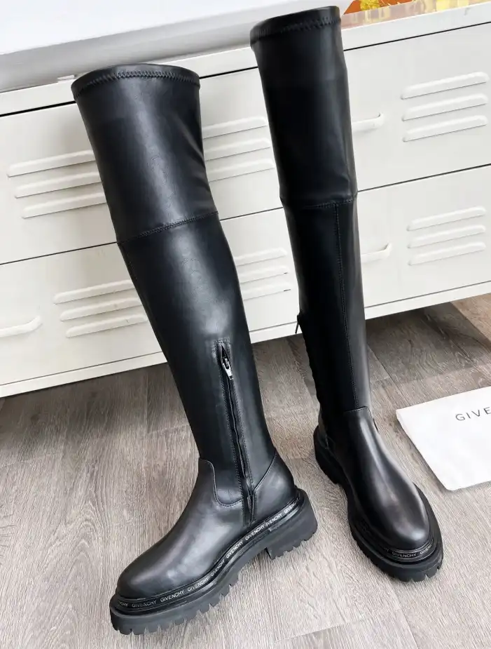 hype Givenchy Boots