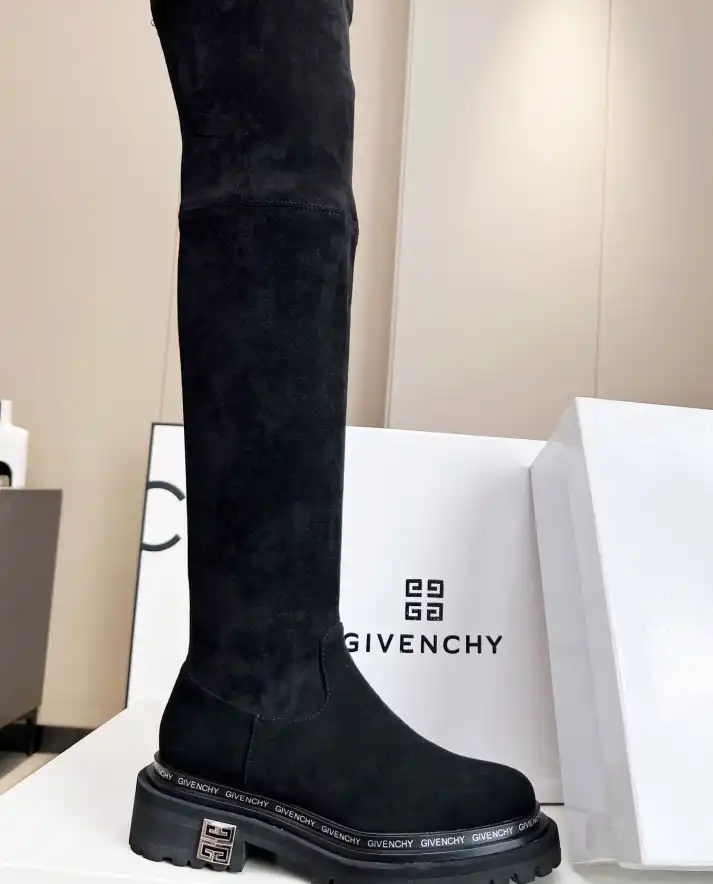 hype Givenchy Boots