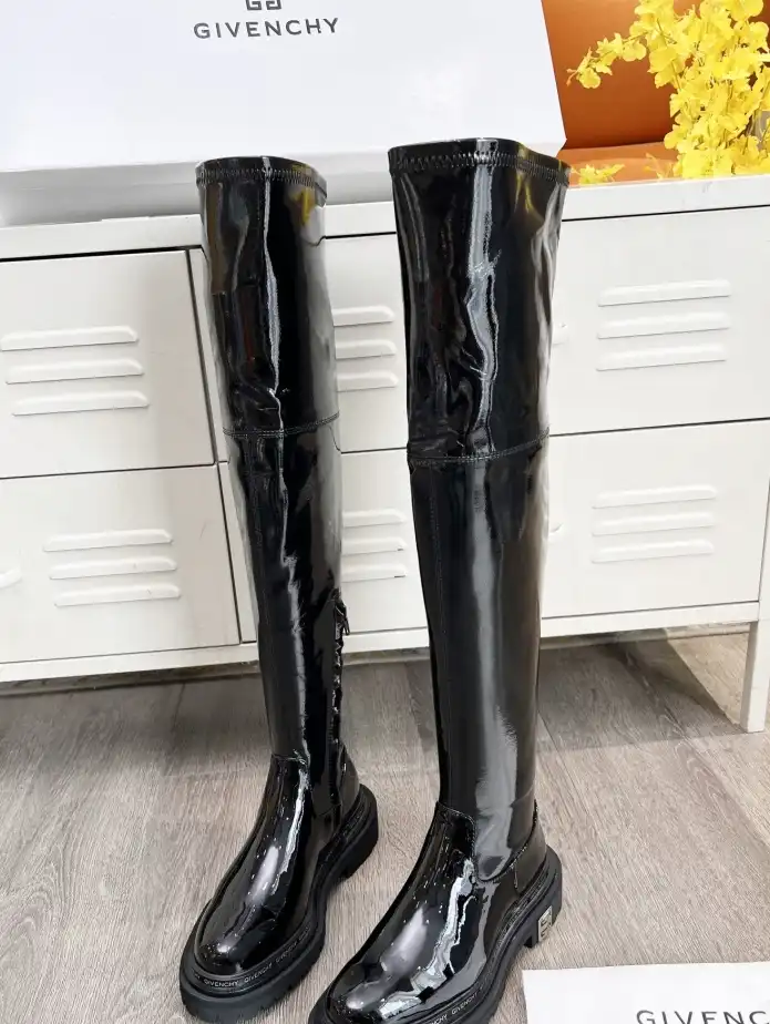 hype Givenchy Boots