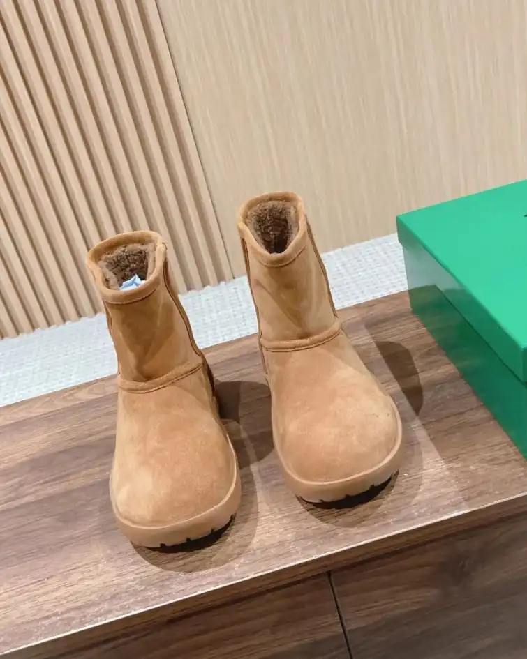 hype Bottega Veneta Boots