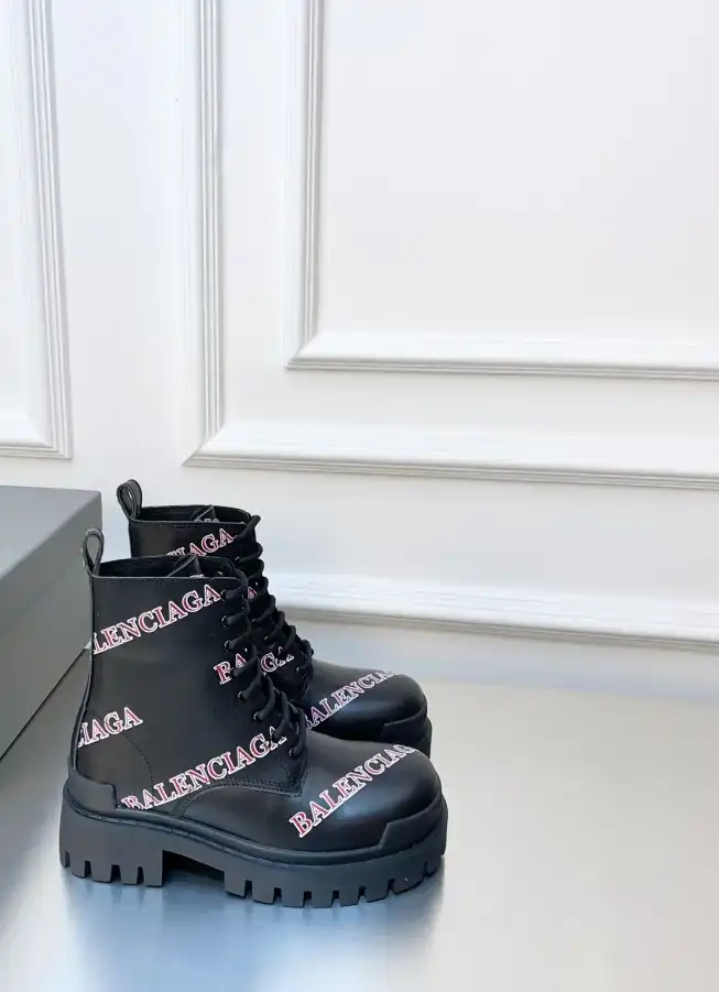 hype Balenciaga Boots