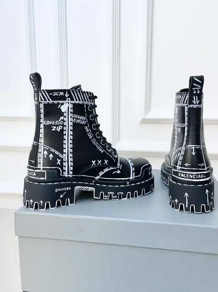 hype Balenciaga Boots