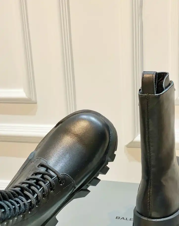 hype Balenciaga Boots